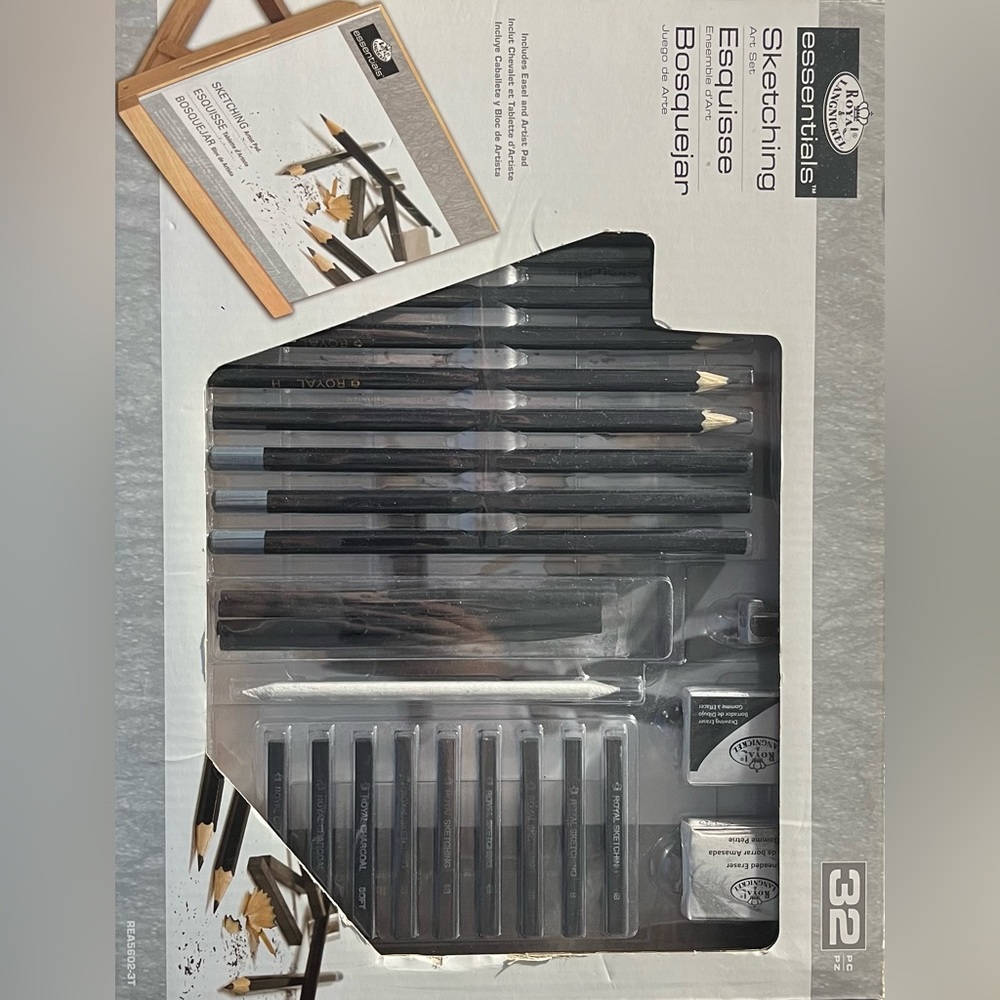 Brand New Sketching Set